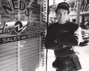 Ned Dowd on the set of Desert Bloom